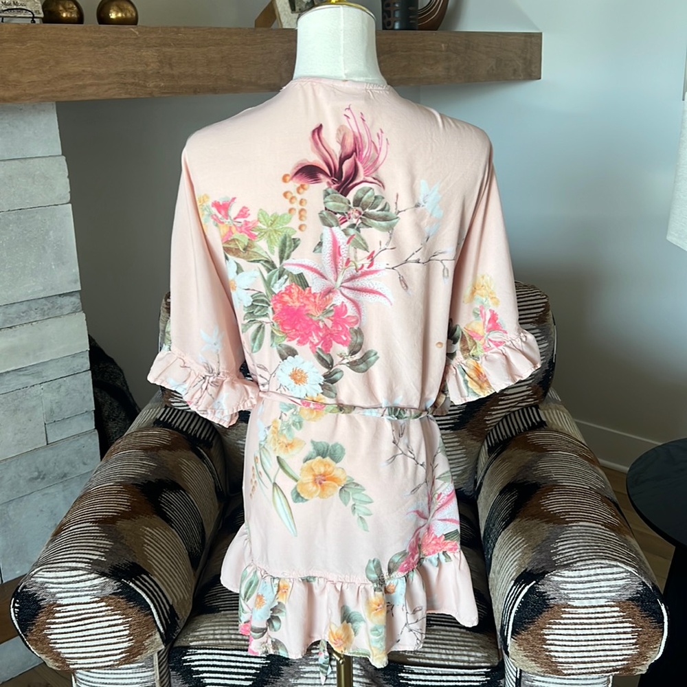 Floral Robe - Picture 4 of 8